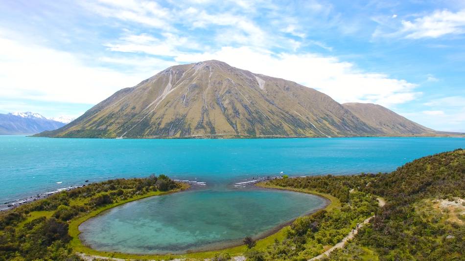 The Lake Ohau inlet |  <i>Daniel Thour</i>