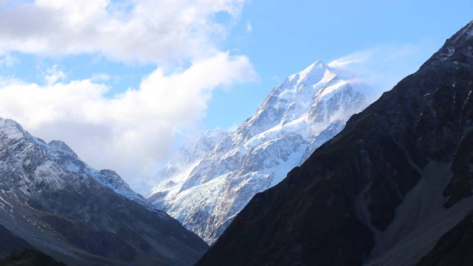 Aoraki/Mt Cook towers over the start point of the Alps to Ocean Cycle Trail. |  <i>Neil Bowman</i>